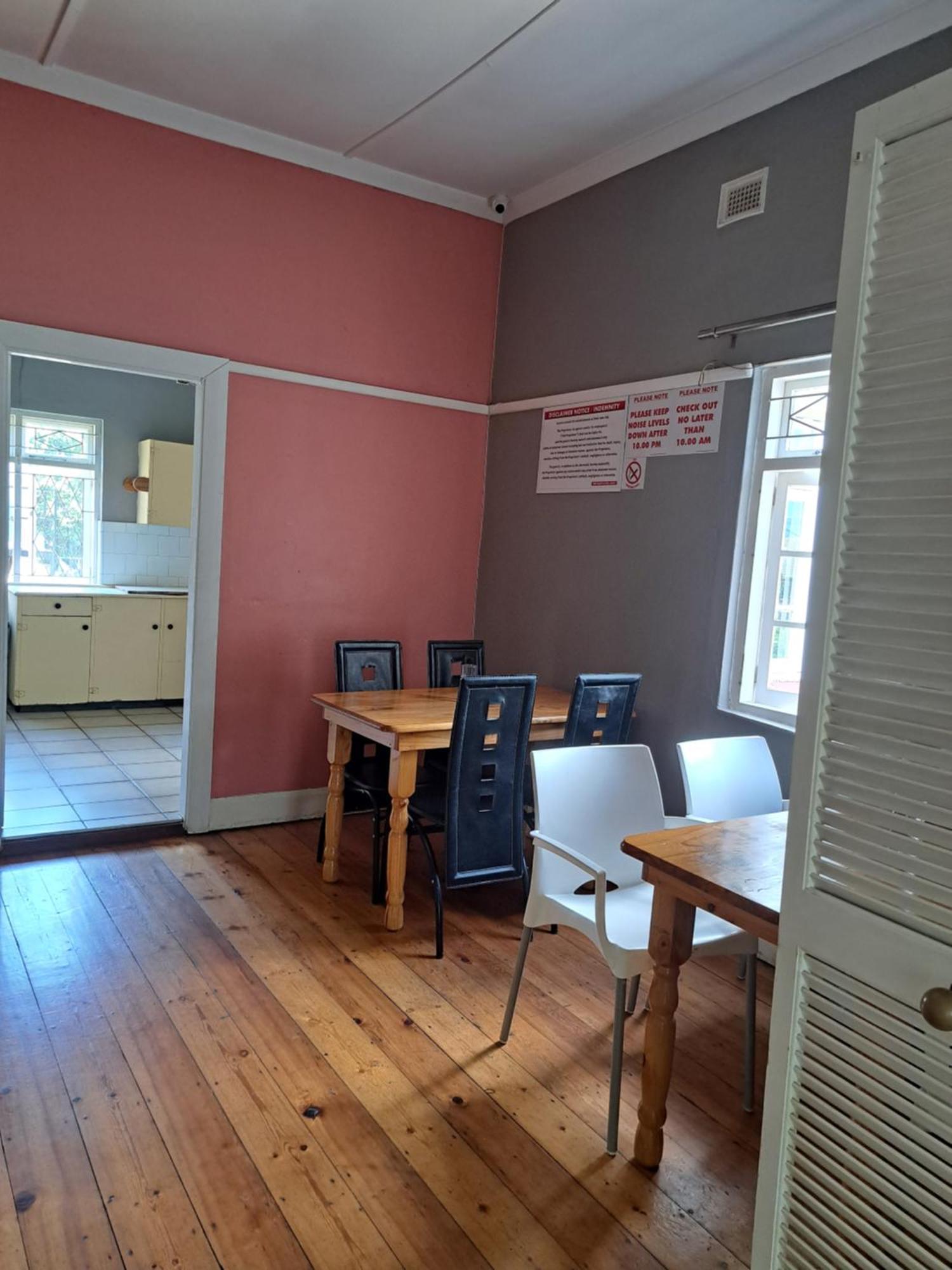 Pmb Backpackers Lodge 彼得马里茨堡 外观 照片