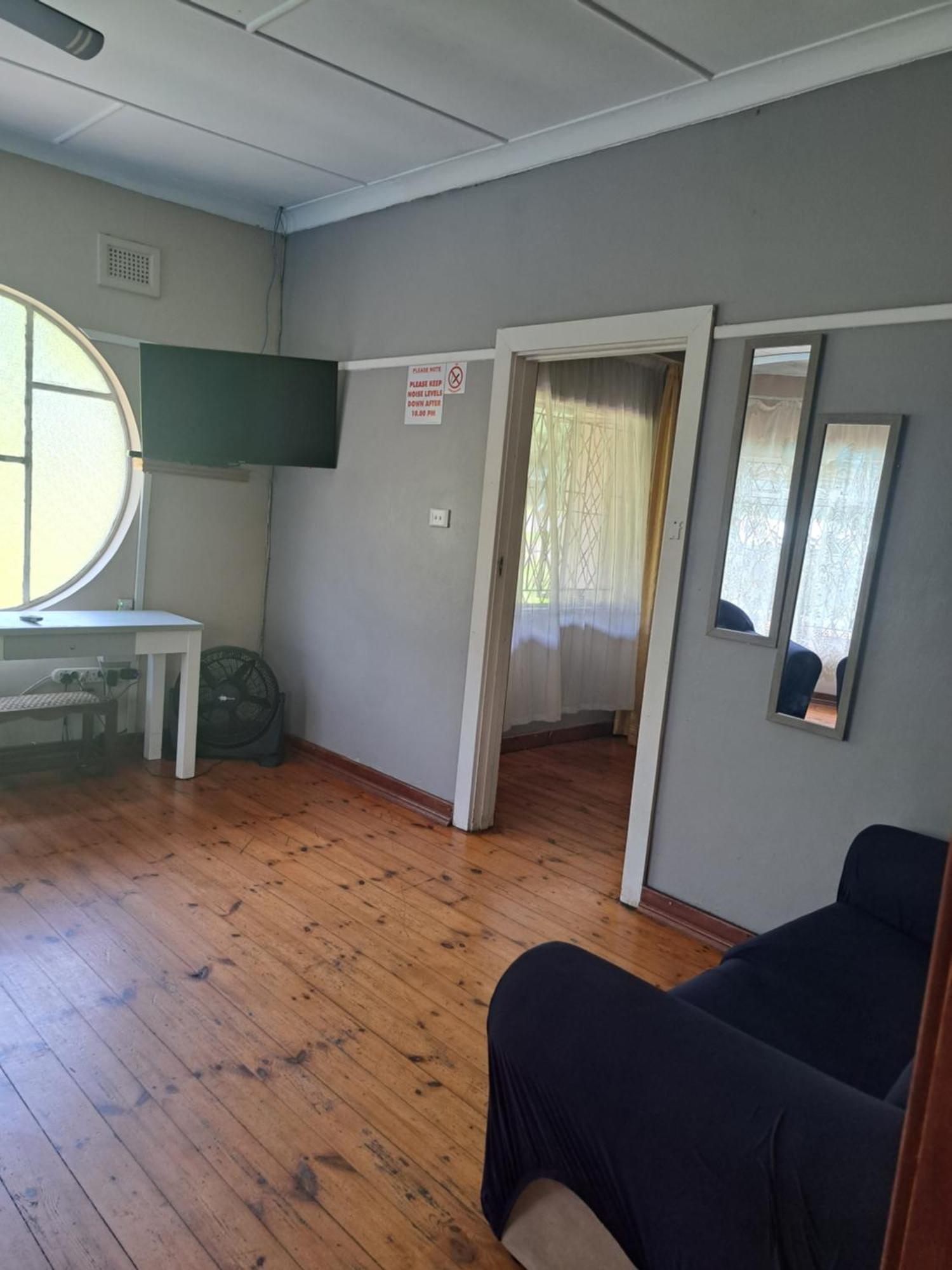 Pmb Backpackers Lodge 彼得马里茨堡 外观 照片